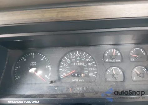 1994 Dodge Dakota z USA, uszkodzony, nr VIN 1B7HL26X2RS621414